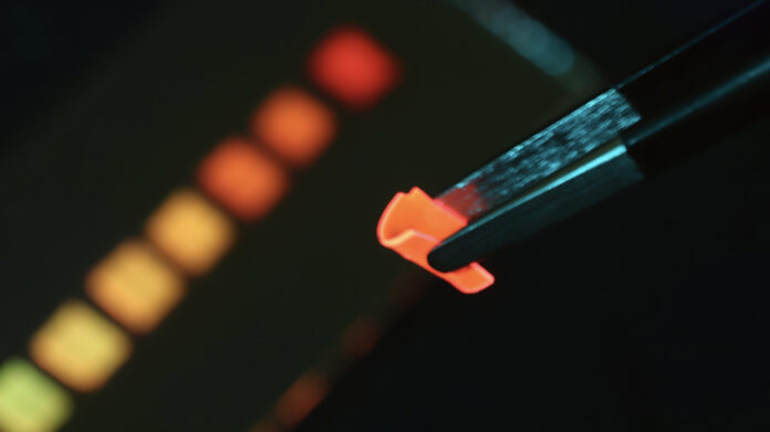 LSC ovvero Concentratori Solari Luminescenti, nelle fibre tessili LSC ovvero Concentratori Solari Luminescenti, nelle fibre tessili